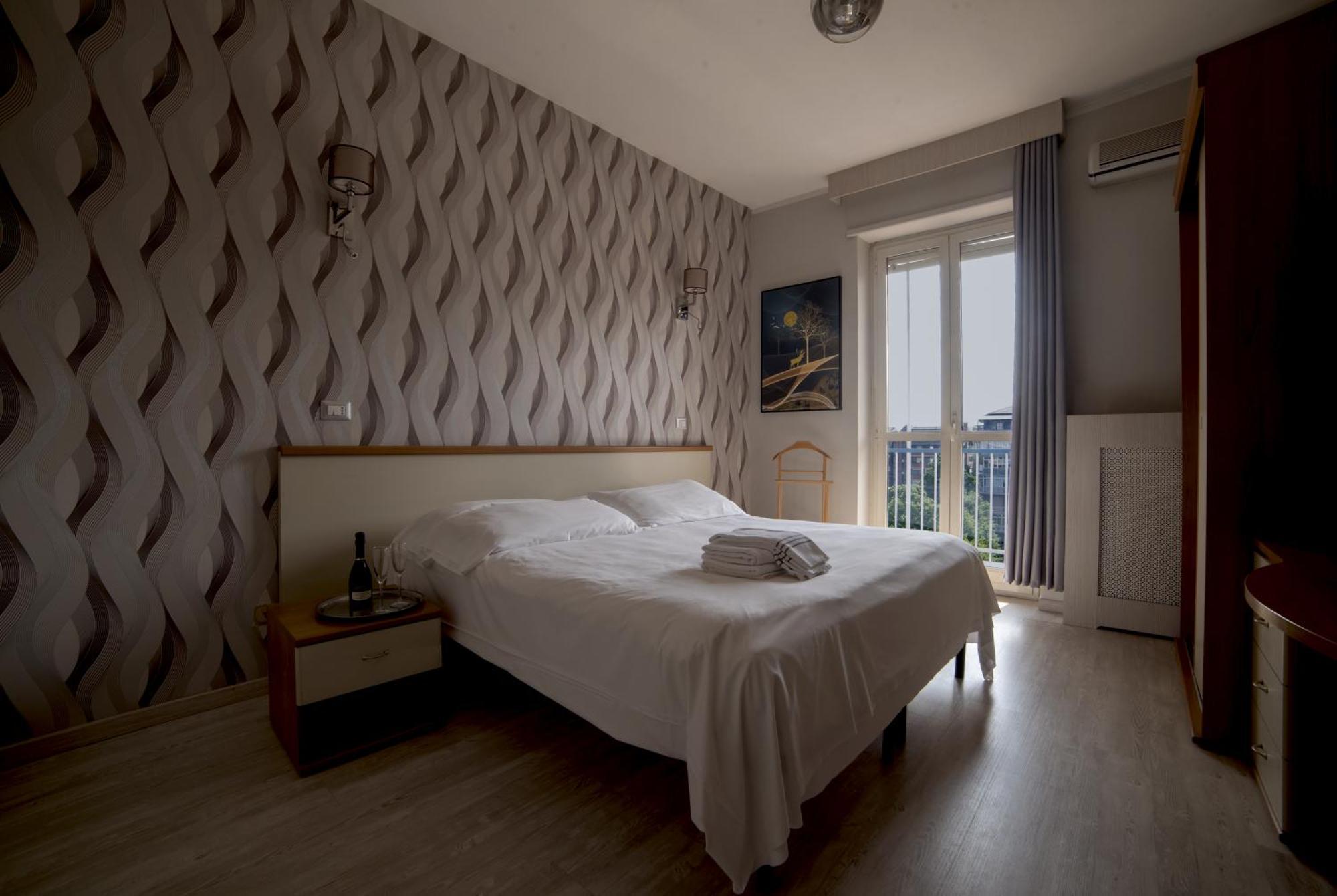 Hotel Frejus Collegno Eksteriør billede