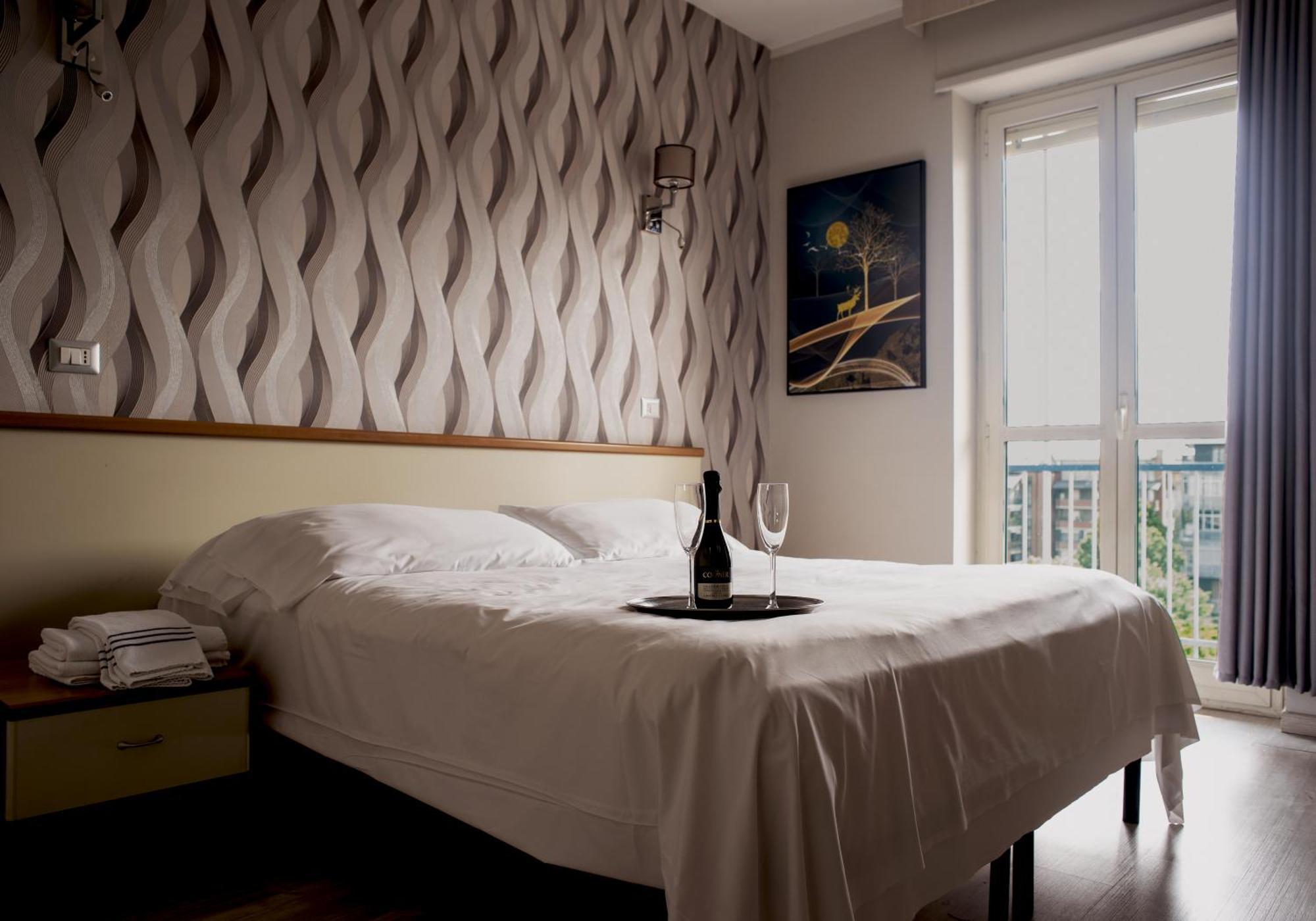 Hotel Frejus Collegno Eksteriør billede